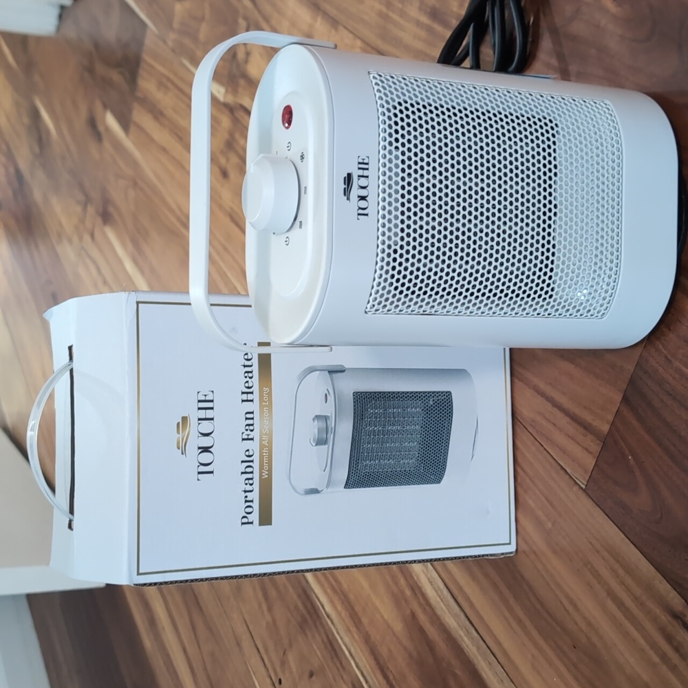Touche Portable Fan Heater New in Box ❤️